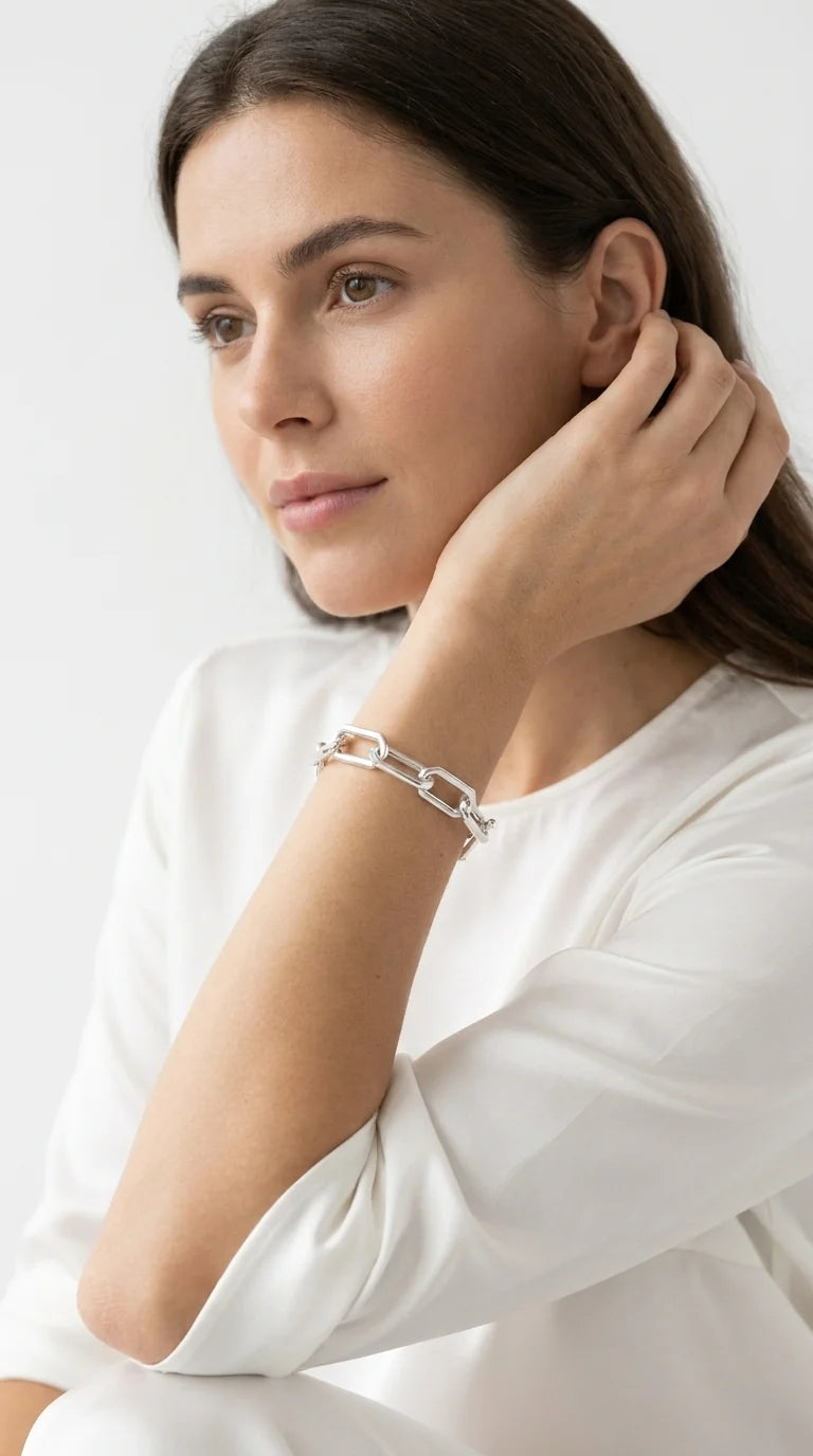 Envy Silver link T-bar bracelet