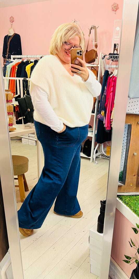 Dana Oversized Tank Knit White