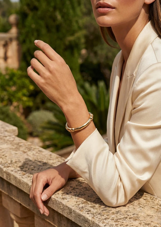 Envy Gold stretch bar and ball bangle