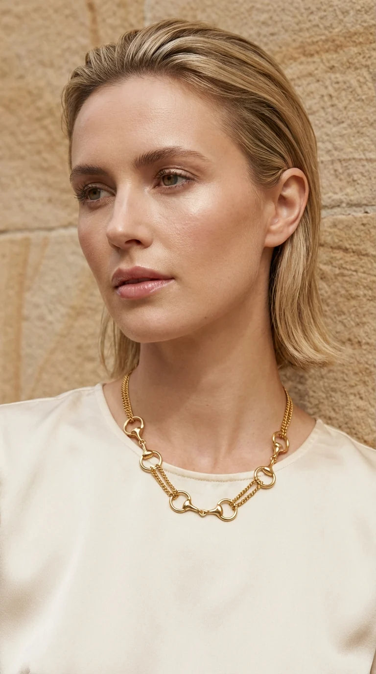 Envy Short Gold chain necklace with soft bit design