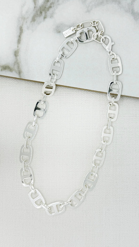 Envy Silver Link Short Necklace
