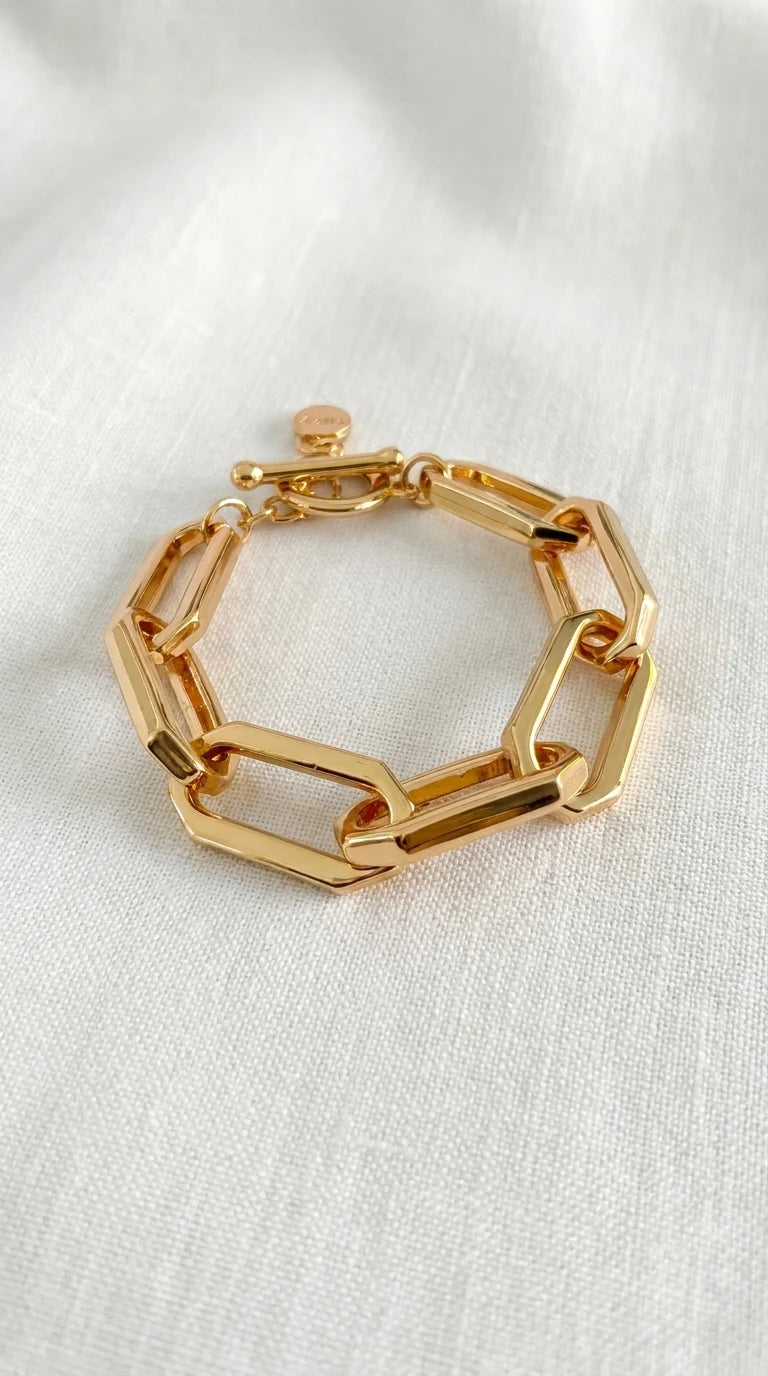 Envy Gold link T-bar bracelet