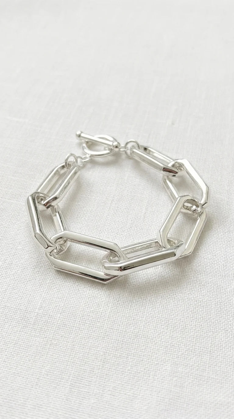 Envy Silver link T-bar bracelet