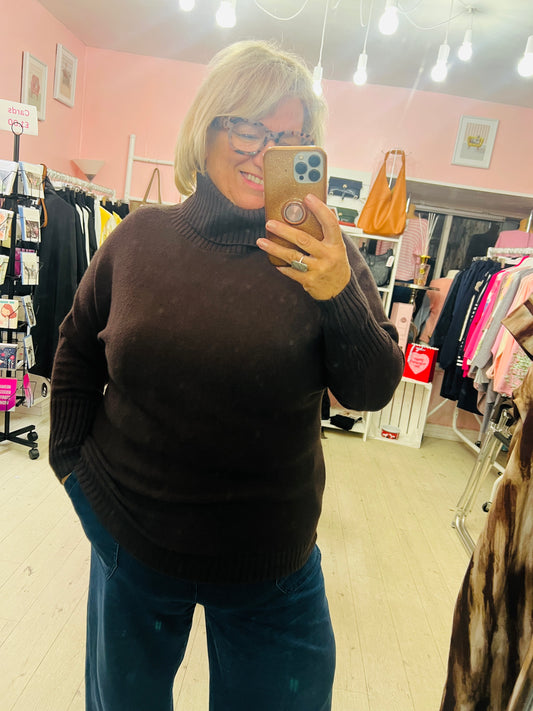 Chelsea Polo Lightweight knit Chocolate Brown