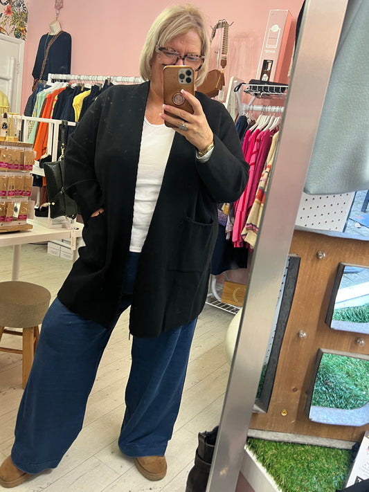 Dakota Two Pocket Cardigan Black