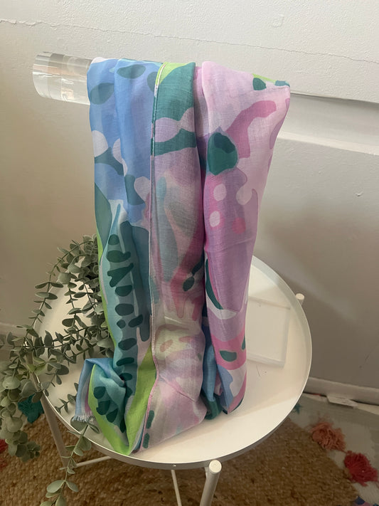 Retro Lotus Floral Print Frayed Scarf