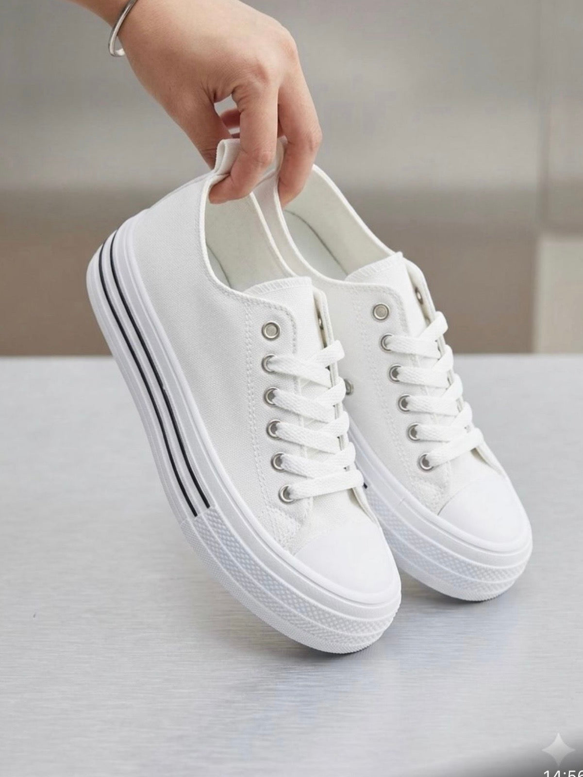 Abbie Platform Pumps White