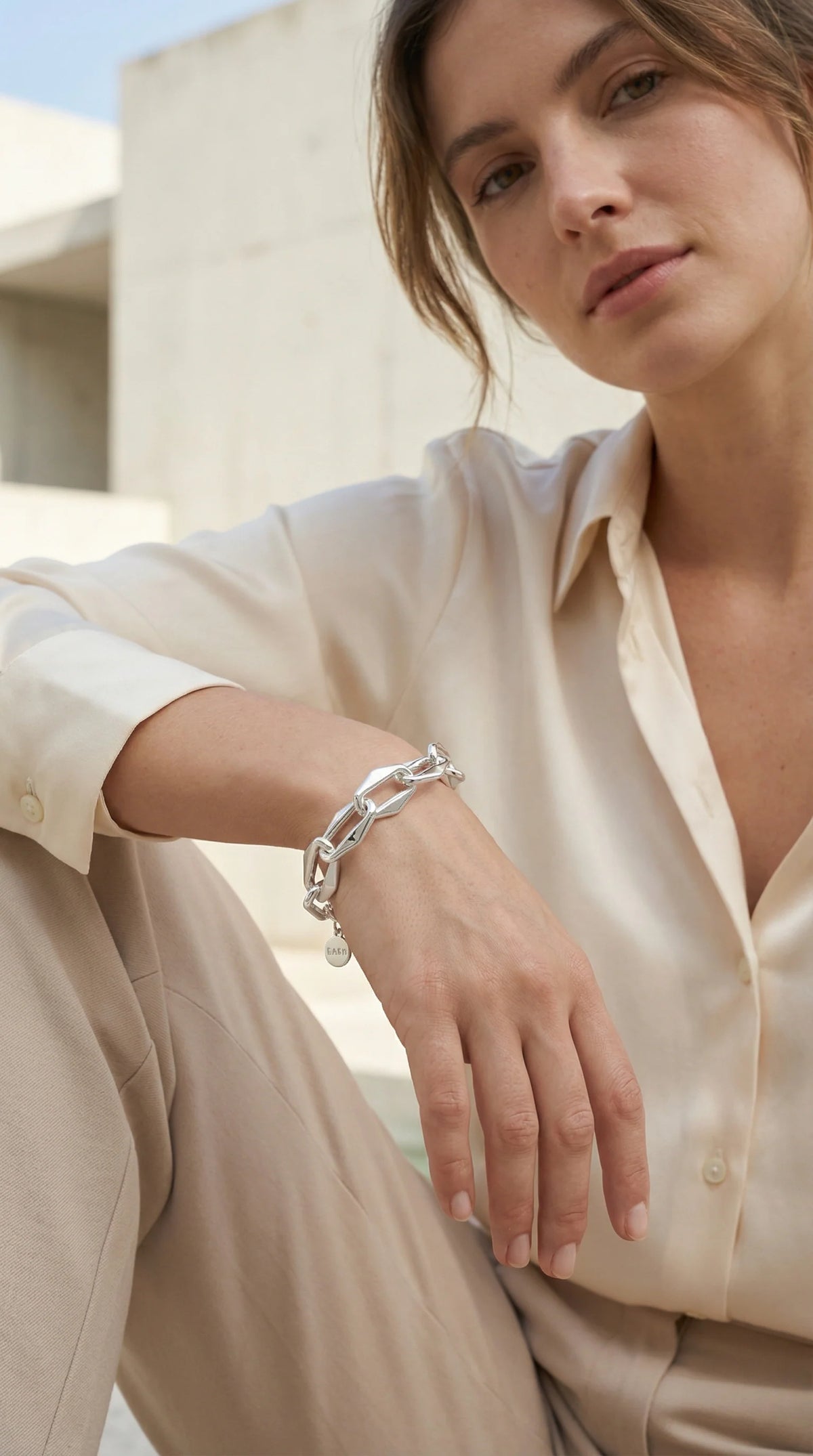 Envy Silver thick link faceted T-bar bracelet